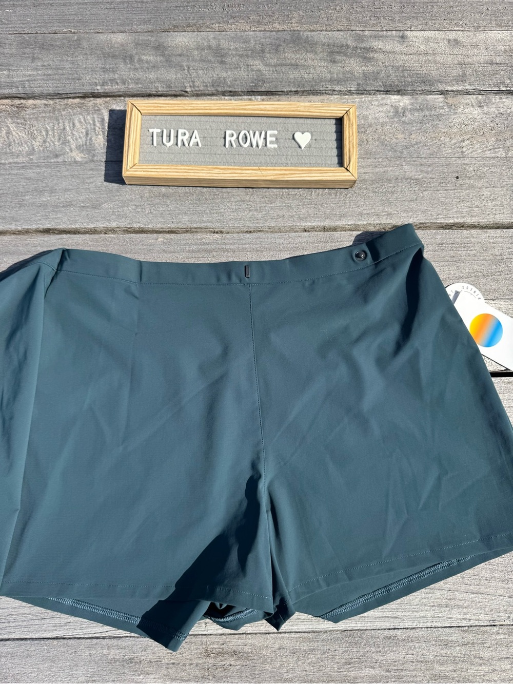 Vuori Miles Sport Skirt Moss Size Large NWT Performance Golf Tennis Skort ๐ฟ - Picture 6 of 9